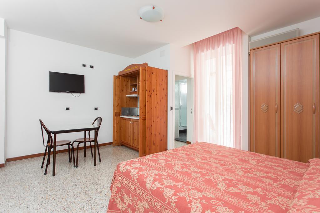 Hotel Residence Des Bains Cesenatico Pokoj fotografie